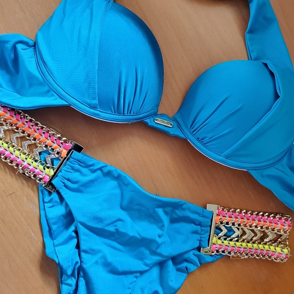 👙*RARE* Designer Bikini NWOT - Picture 2 of 10